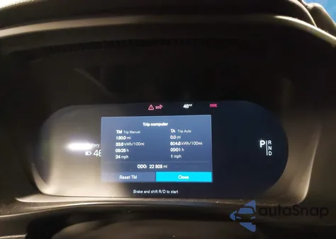 2021 Volvo Xc40 Recharge Pure Electric P8 from USA, damaged, VIN YV4ED3URXM2588033